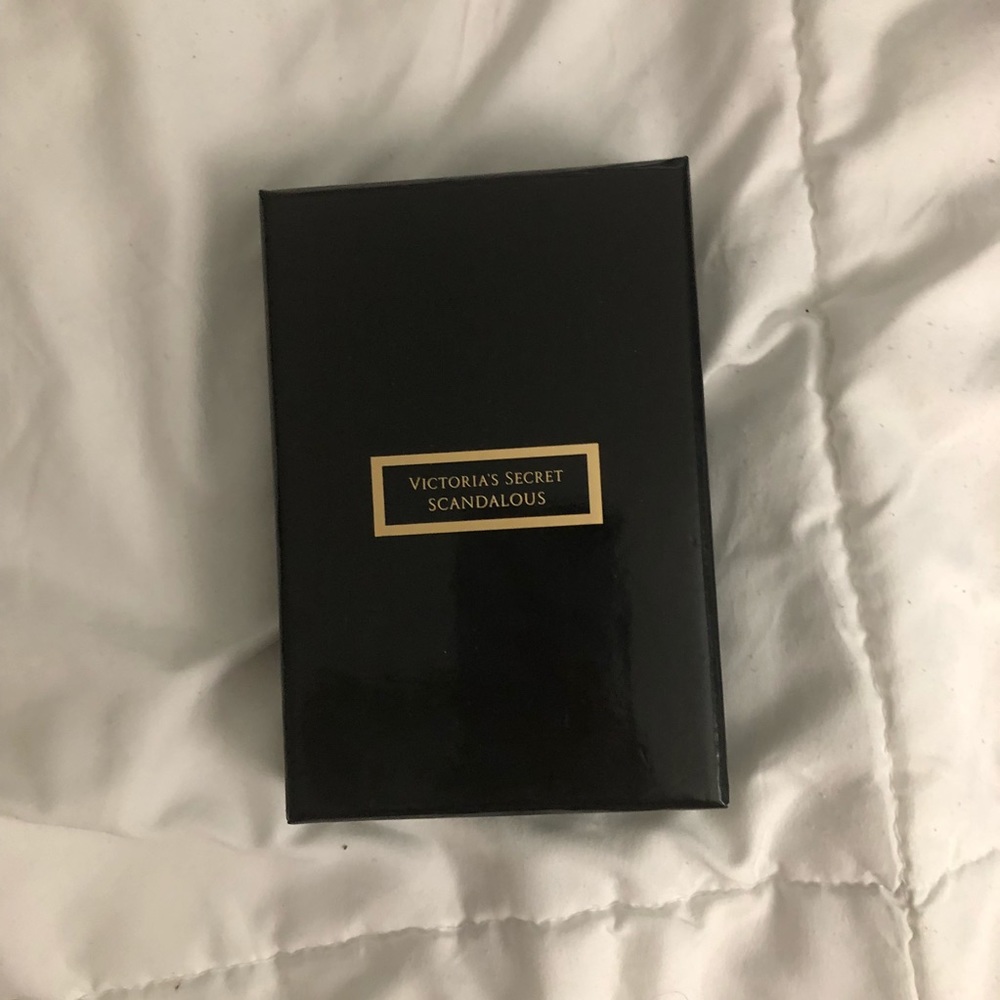 victoria secret necklace